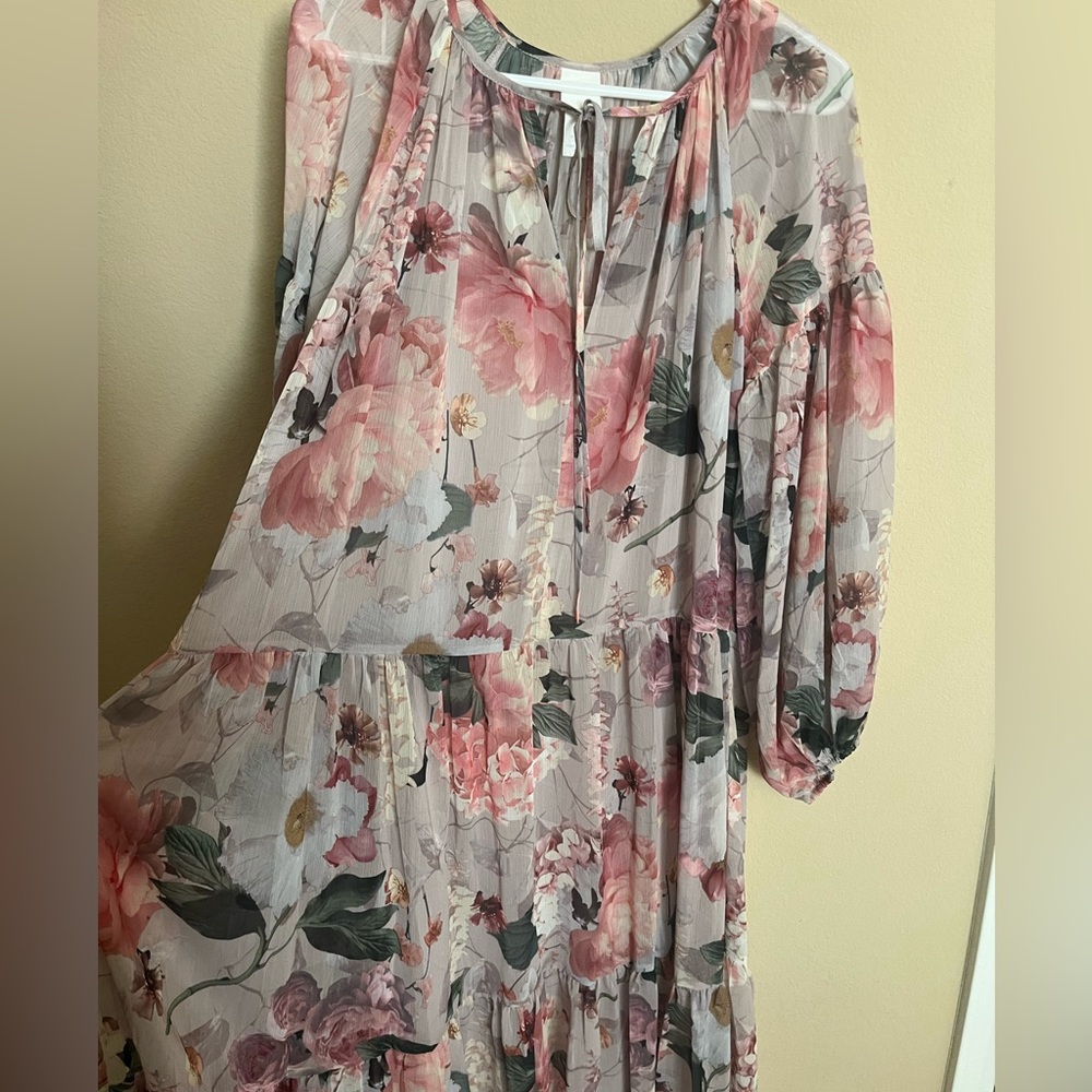 Dress - Picture 3 of 4